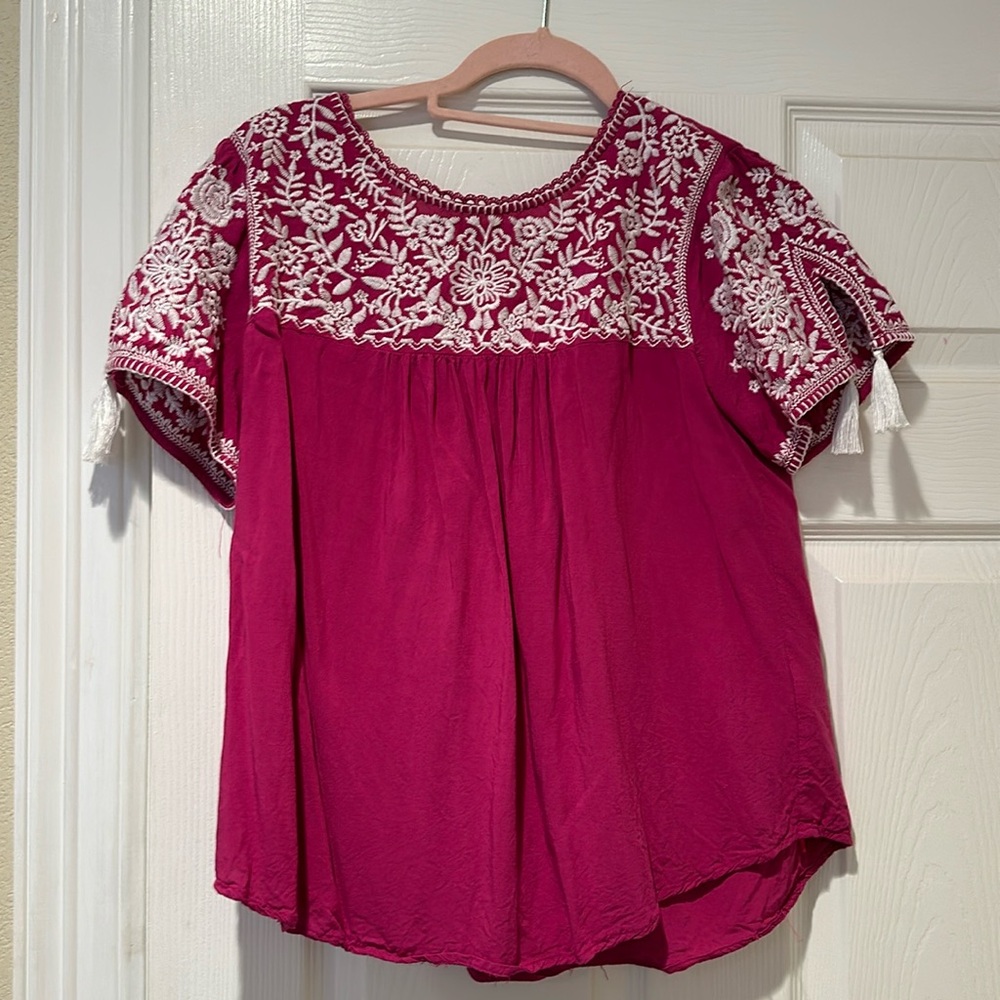 Pink top - Picture 1 of 4